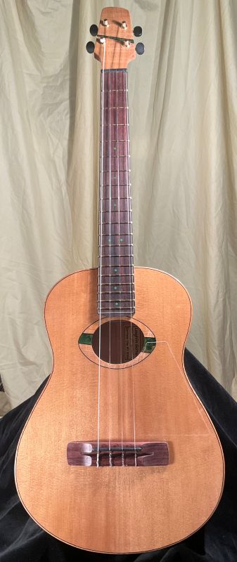laughlin baritone ukulele